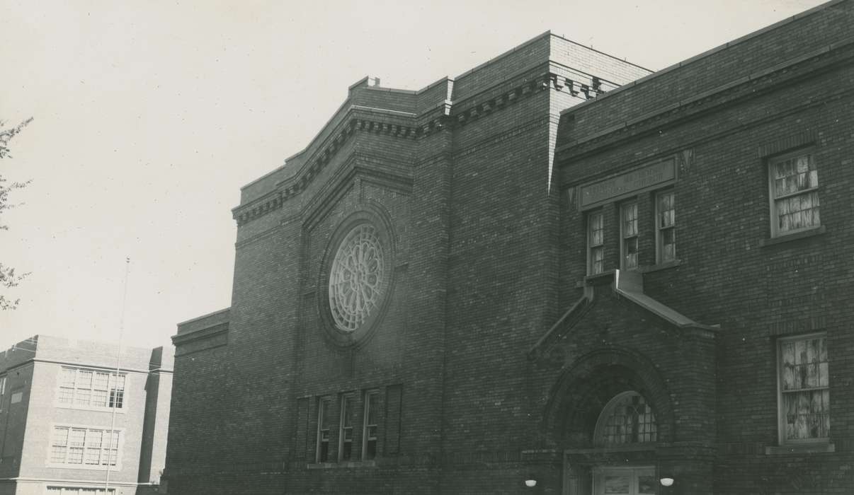 history of Iowa, Religious Structures, Iowa History, building, Weddings, Iowa, Cities and Towns, church, McMurray, Doug, Des Moines, IA