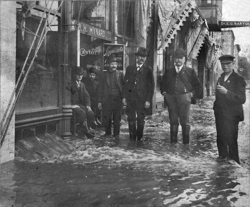 Portraits - Group, main street, Iowa, storefront, Lemberger, LeAnn, Ottumwa, IA, history of Iowa, Floods, Iowa History