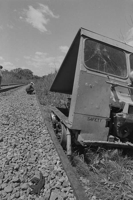 worker, Albia, IA, history of Iowa, Iowa History, railroad worker, Wrecks, Motorized Vehicles, accident, railroad, Iowa, Lemberger, LeAnn