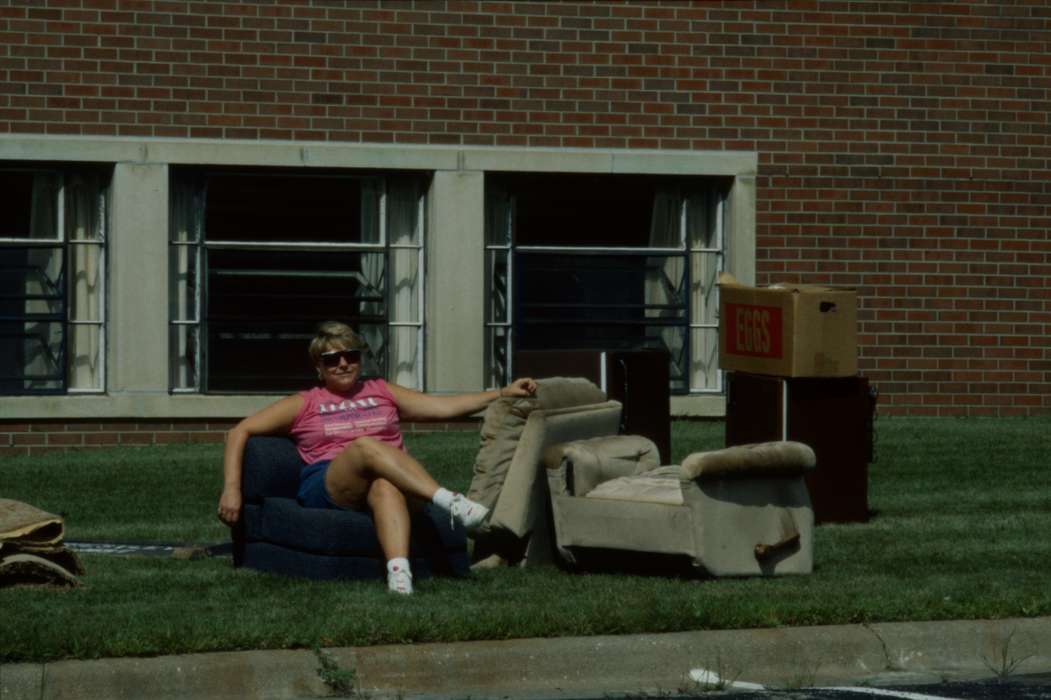 Leisure, Cedar Falls, IA, dormitory, history of Iowa, Iowa History, uni, chair, UNI Special Collections & University Archives, Iowa, dorm, Schools and Education, university of northern iowa