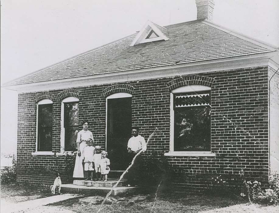 Portraits - Group, history of Iowa, Iowa History, children, Rogers, Rose Frantz, Iowa, Hills, IA, house, dog