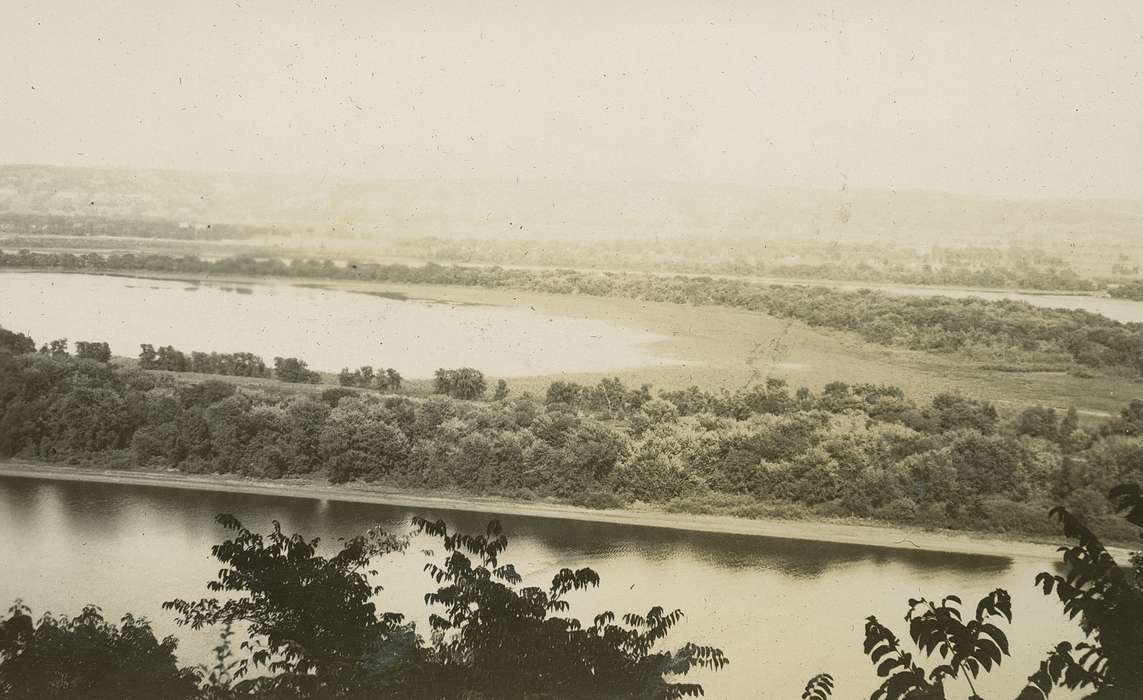 history of Iowa, Iowa History, Lakes, Rivers, and Streams, river, Iowa, Landscapes, McMurray, Doug, McGregor, IA, mississippi, pikes peak