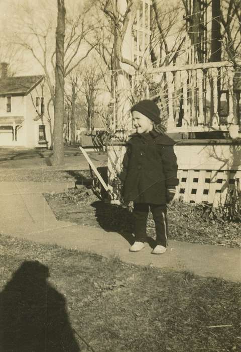 history of Iowa, Iowa, Iowa History, Parkersburg, IA, Children, Neymeyer, Robert, Portraits - Individual