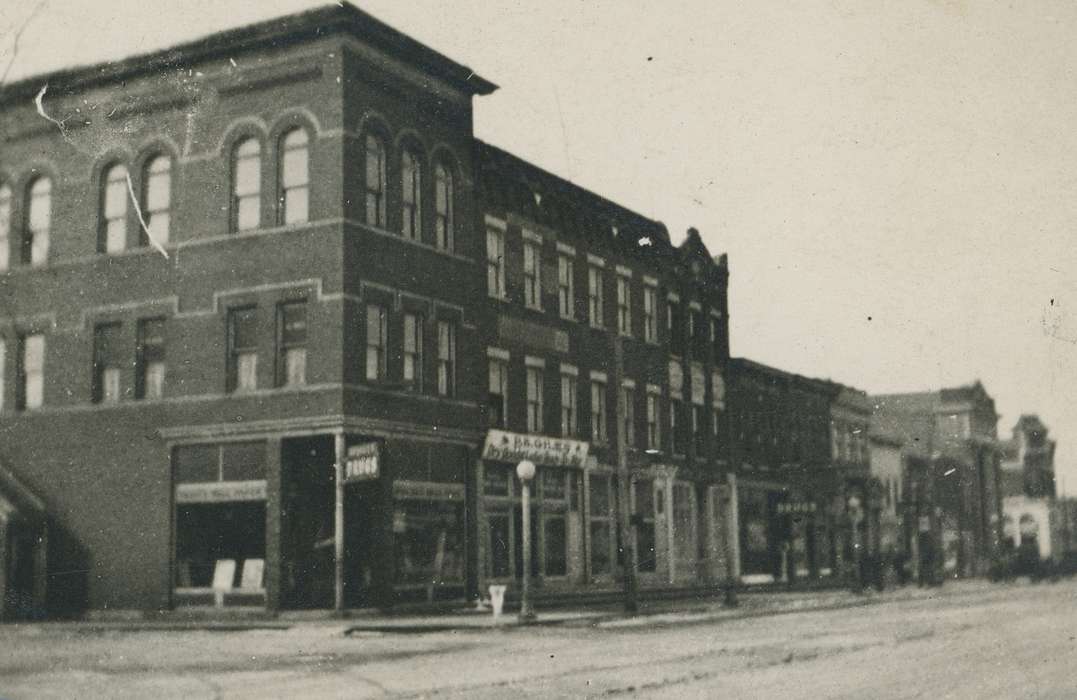 Main Streets & Town Squares, main street, history of Iowa, Iowa History, Businesses and Factories, dirt road, Iowa, Cities and Towns, Waverly Public Library