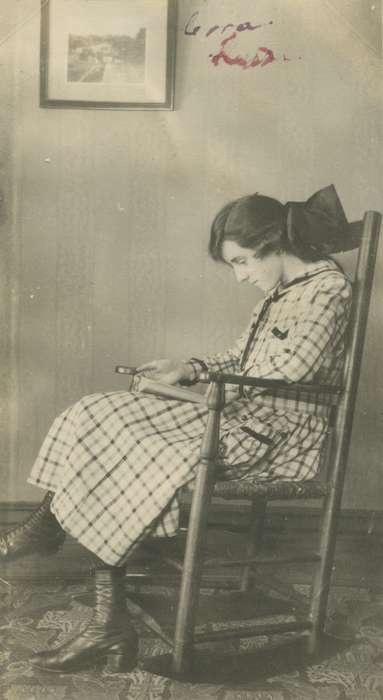 Iowa, woman, bow, chair, Cook, Mavis, Leisure, reading, Homes, Portraits - Individual, book, Charles City, IA, history of Iowa, Iowa History