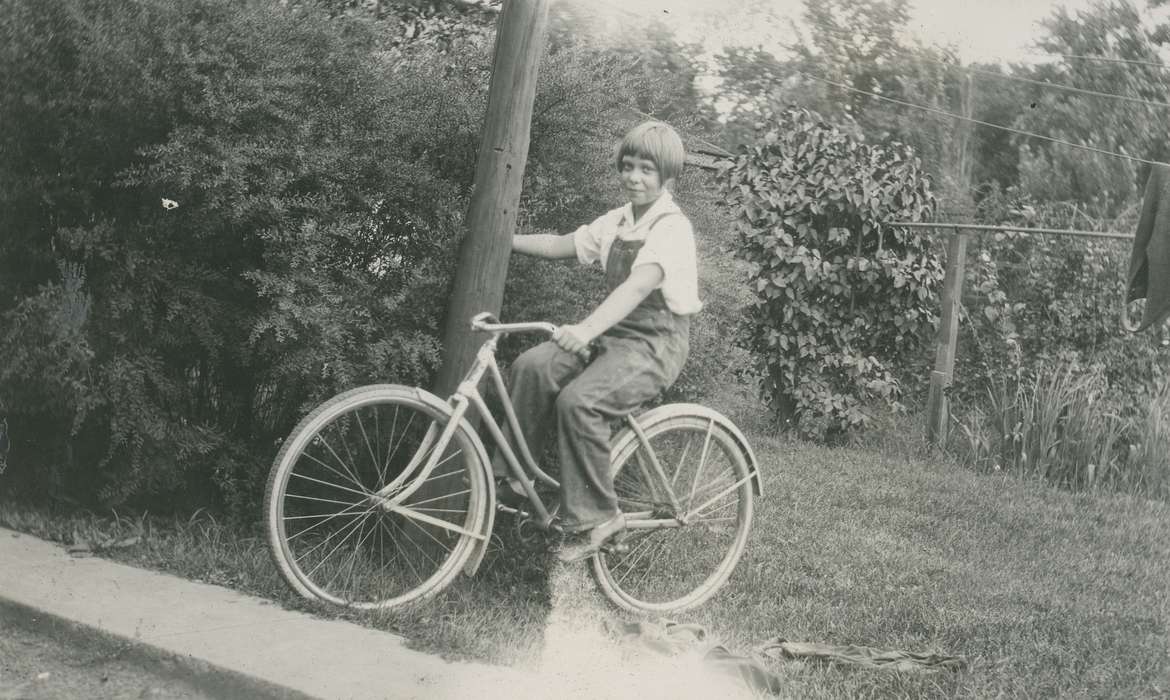 history of Iowa, bicycle, McMurray, Doug, Iowa, Portraits - Individual, Children, bike, Webster City, IA, Iowa History