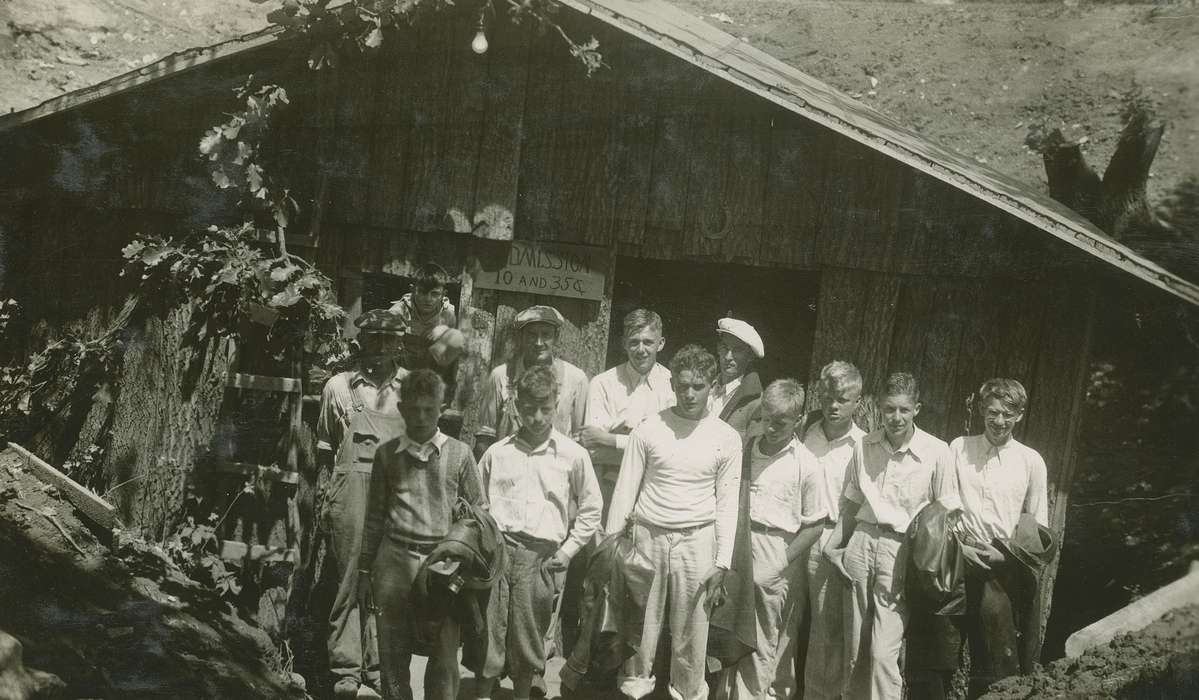 Portraits - Group, Iowa, Webster City, IA, McMurray, Doug, cabin, Children, camp, boy scout, history of Iowa, Iowa History