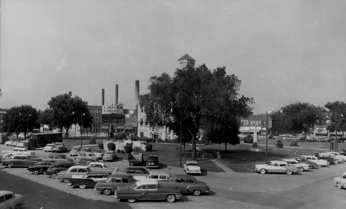 Lemberger, LeAnn, Cities and Towns, Motorized Vehicles, Iowa History, truck, tree, town square, Centerville, IA, Iowa, history of Iowa, parking lot, car, Main Streets & Town Squares