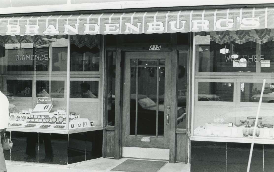 jewelry store, history of Iowa, storefront, business, Main Streets & Town Squares, window, Iowa, Cities and Towns, main street, Businesses and Factories, Waverly Public Library, Iowa History