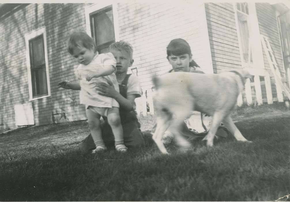 Portraits - Group, Barnum, Mary, Iowa, Grinnell, IA, Animals, dog, Families, Leisure, Children, Homes, house, history of Iowa, Iowa History