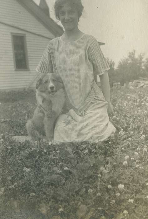 LeQuatte, Sue, Iowa History, woman, Iowa, history of Iowa, Portraits - Individual, dog, IA