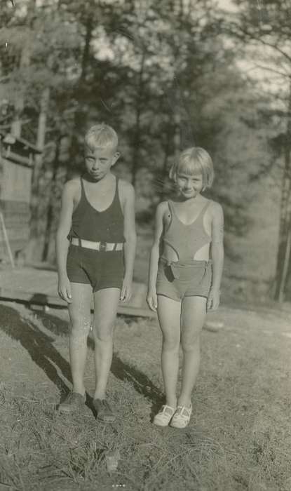 Portraits - Group, Clear Lake, IA, history of Iowa, Iowa History, Iowa, Outdoor Recreation, McMurray, Doug, Children