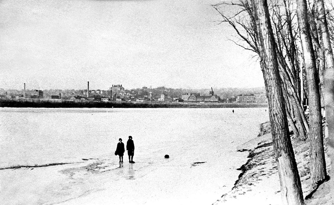 ice, Iowa, Lakes, Rivers, and Streams, Lemberger, LeAnn, Cities and Towns, Ottumwa, IA, Winter, history of Iowa, Iowa History