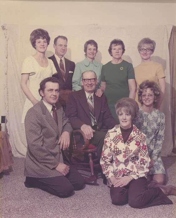 Portraits - Group, history of Iowa, Iowa History, IA, Families, Daniels, Kennedy, Iowa, hairstyle