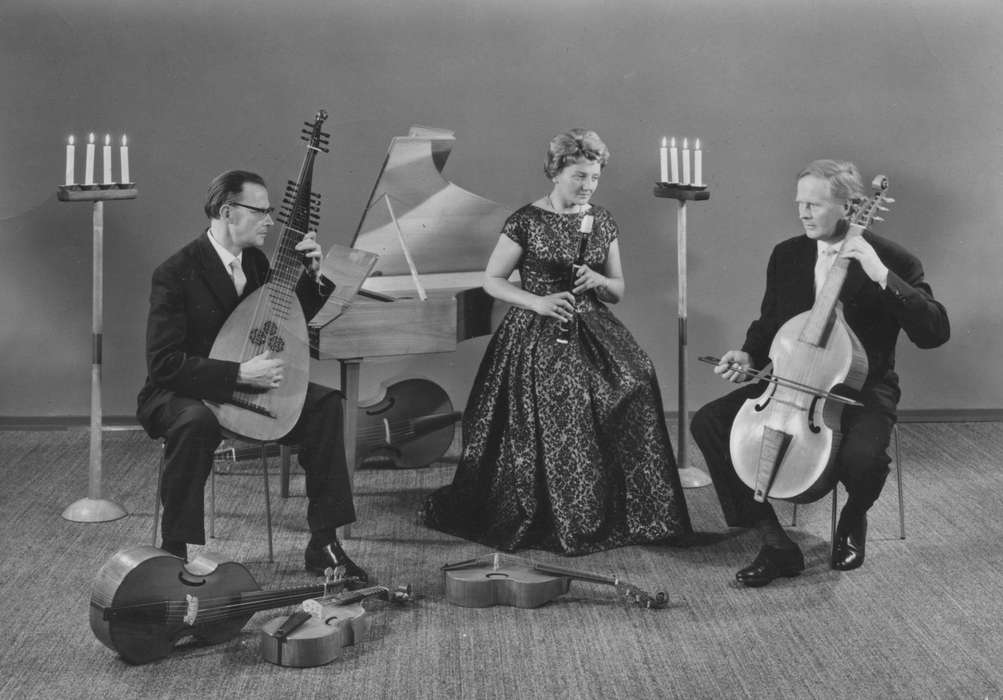harpsichord, history of Iowa, Iowa History, Entertainment, candle, lute, Iowa, Marion, IA, viola da gamba, Karns, Mike, music