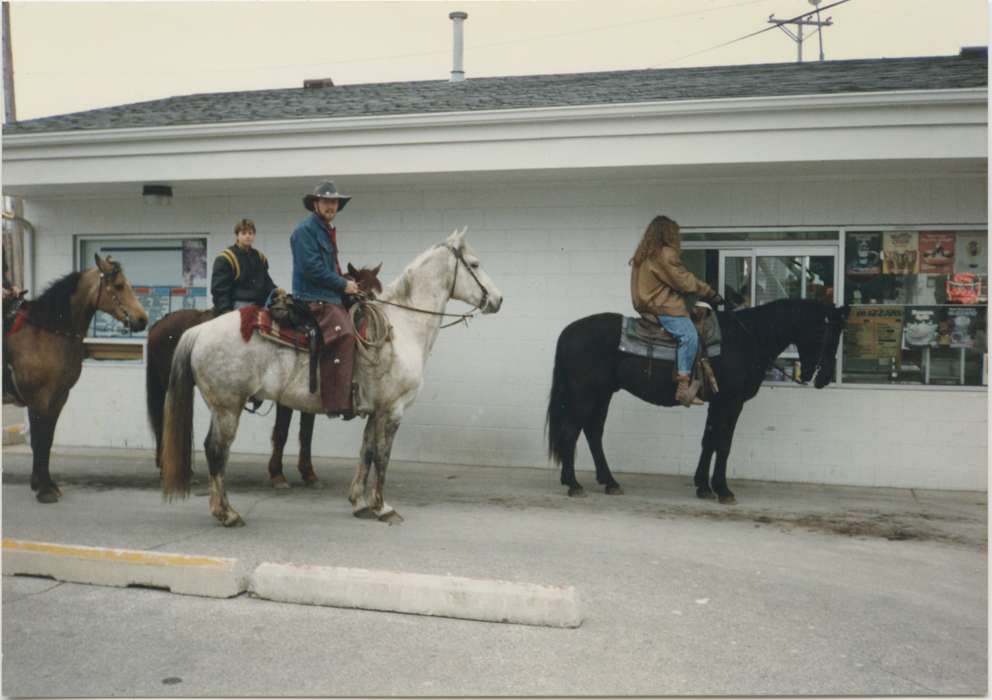 Portraits - Group, history of Iowa, Iowa History, Businesses and Factories, Animals, Newhall, Rich and Sue, Evansdale, IA, Iowa, restaurant, horse, ice cream