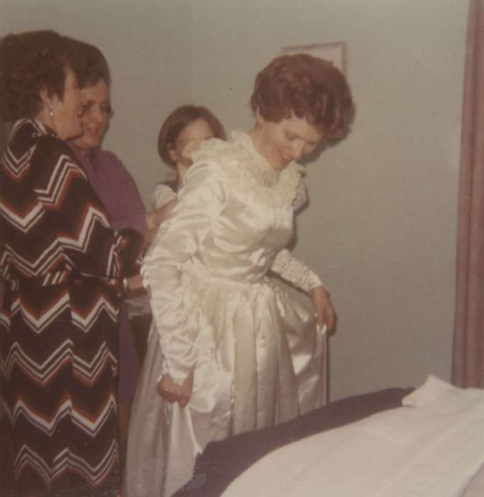 Trumm, Mary Ann, history of Iowa, Iowa History, IA, bride, Iowa, Weddings, wedding dress