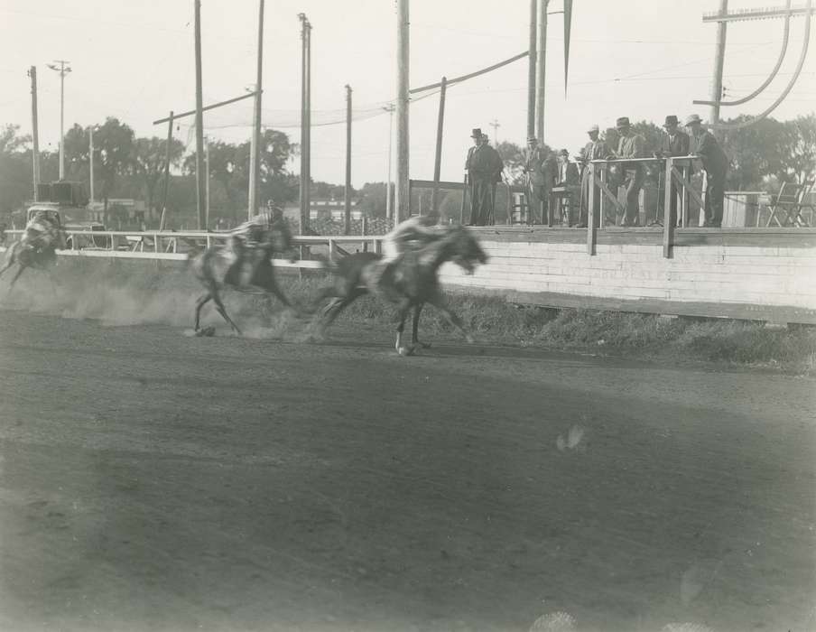 history of Iowa, Entertainment, Waverly Public Library, Waverly, IA, Iowa, dirt track, horse race, fairgrounds, horse racing, Iowa History, correct date needed, jockey, horses, judge's stand, Animals