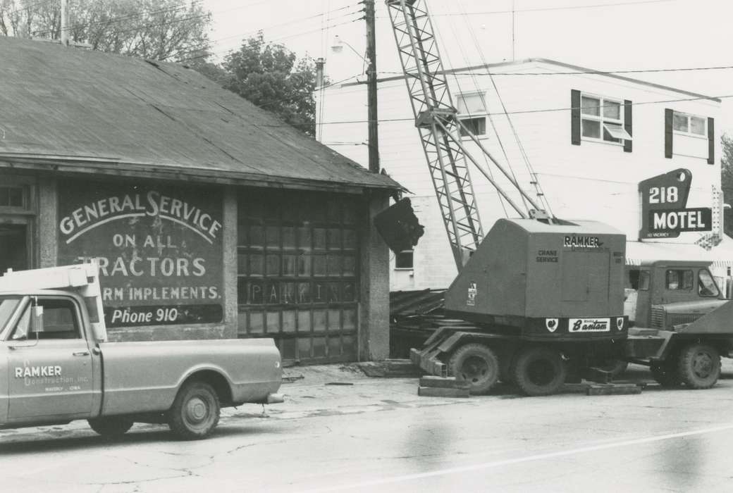 crane, history of Iowa, Businesses and Factories, Waverly Public Library, Iowa, garage, Iowa History, demolition, Wrecks