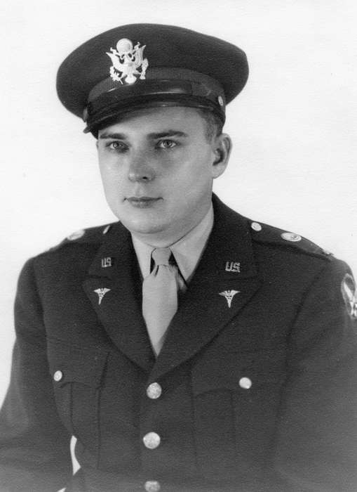 Military and Veterans, Cedar Falls, IA, uniform, history of Iowa, Iowa History, Iowa, soldier, Shaw, Marilyn, Portraits - Individual