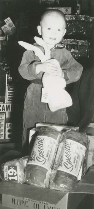 Iowa, bread, Children, rabbit, store, Garnavillo, IA, Zittergruen, Jenny, Businesses and Factories, history of Iowa, Holidays, Iowa History, easter