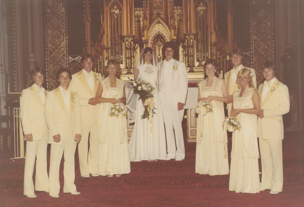 Portraits - Group, history of Iowa, Iowa History, groom, bride, Muscatine, IA, Iowa, Weddings, church, Pfeiffer, Jean