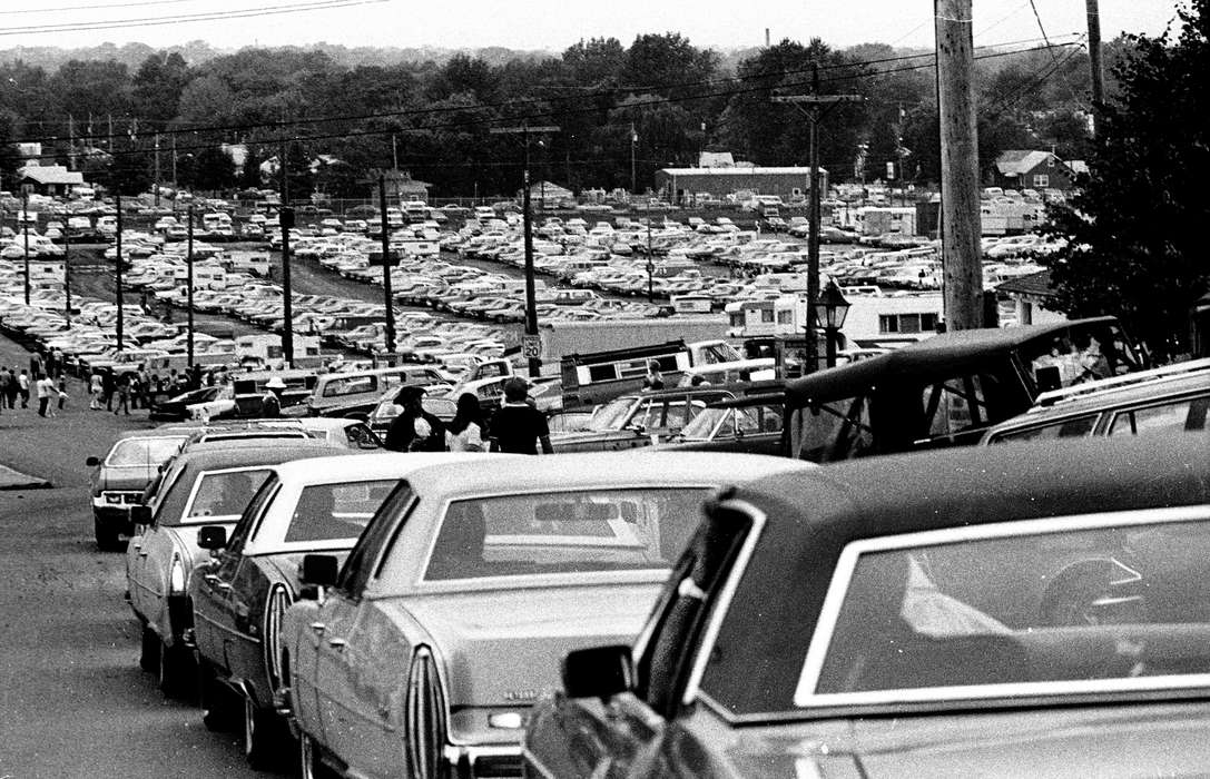 parking lot, Iowa, truck, traffic, van, telephone pole, car, Des Moines, IA, Lemberger, LeAnn, Cities and Towns, iowa state fair, history of Iowa, Motorized Vehicles, Iowa History