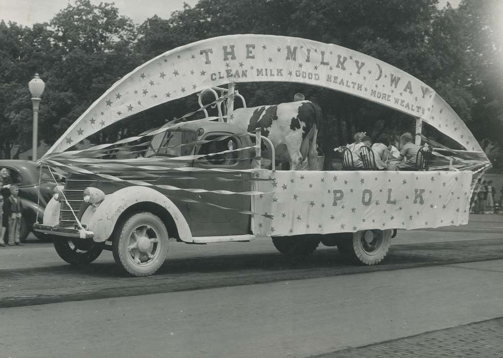 history of Iowa, Iowa History, pickup truck, children, Motorized Vehicles, Waverly, IA, Fairs and Festivals, parade float, Iowa, cow, Waverly Public Library