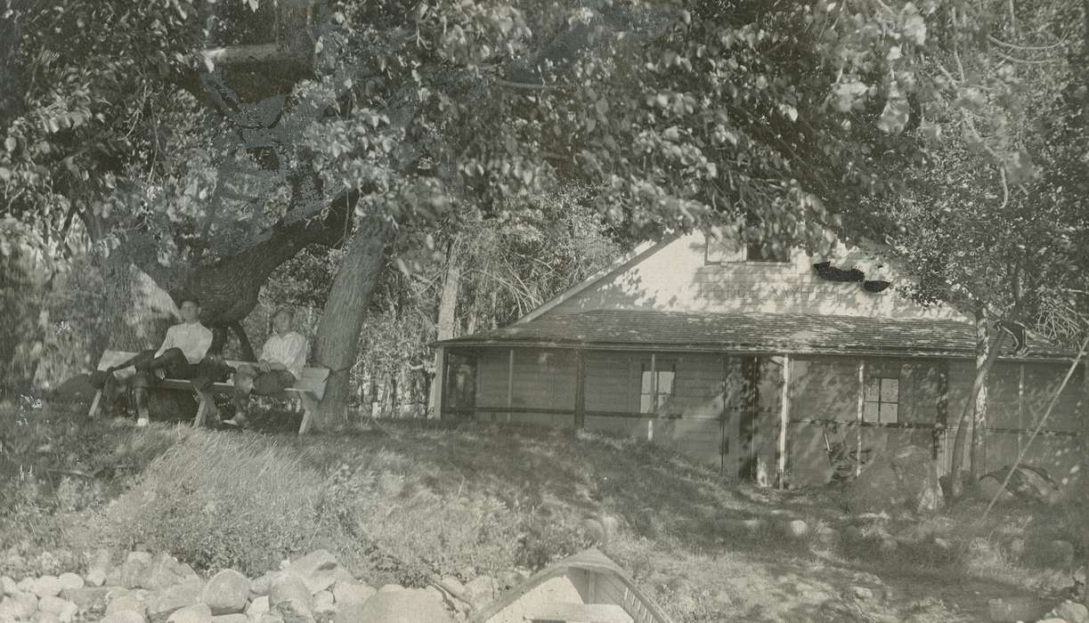 Clear Lake, IA, Iowa History, McMurray, Doug, Leisure, Iowa, history of Iowa, trees, cottage, Portraits - Group, Homes