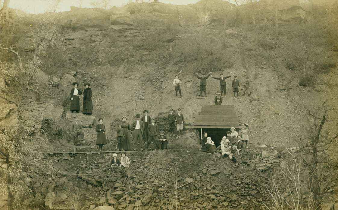 Portraits - Group, history of Iowa, Iowa History, Eddyville, IA, mine, cliff, rock, Iowa, Lemberger, LeAnn, Children, Labor and Occupations