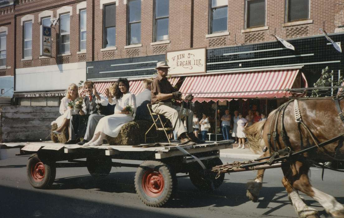 Portraits - Group, history of Iowa, Iowa History, Entertainment, parade, Sumner, IA, Iowa, Schools and Education, Volker, Kurt, homecoming