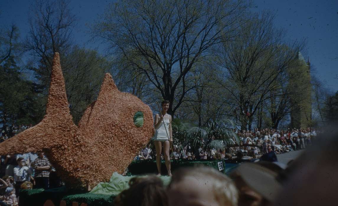 iowa state university, history of Iowa, Sack, Renata, Ames, IA, parade, Iowa History, Fairs and Festivals, veishea, parade float, Iowa, Schools and Education