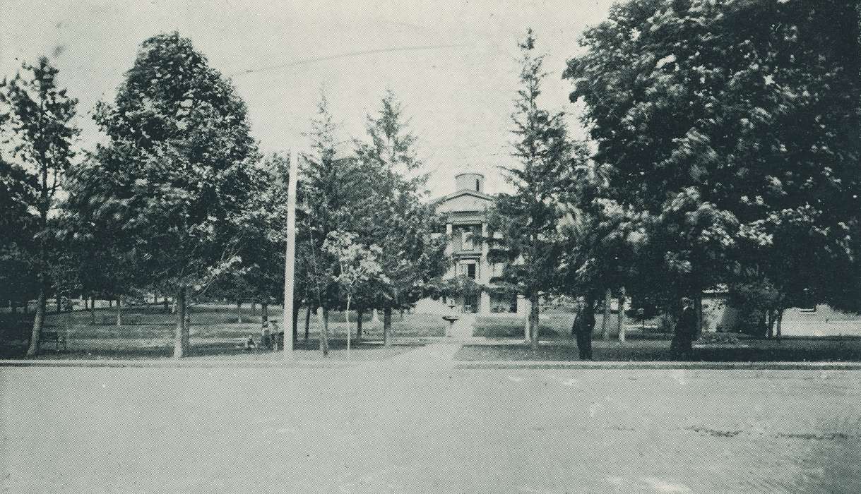 sidewalk, Waverly, IA, utility pole, park bench, history of Iowa, Meyer, Sarah, brick road, Main Streets & Town Squares, Iowa, Cities and Towns, correct date needed, building, park, Children, Iowa History, fountain