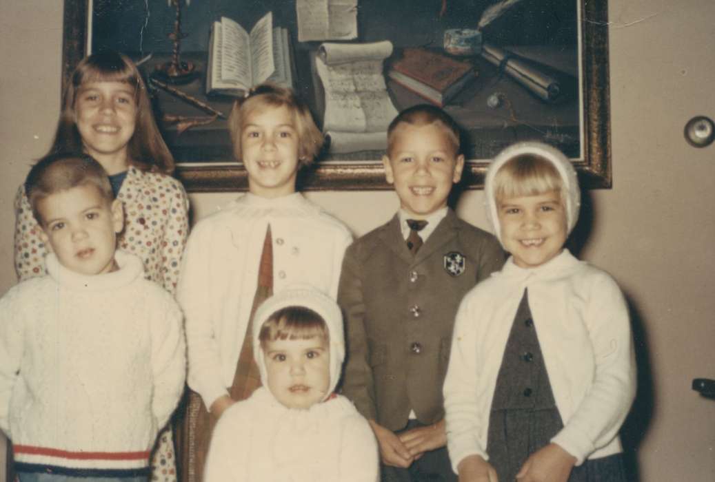 Portraits - Group, christmas, history of Iowa, Iowa History, Families, Holidays, Iowa, Cedar Rapids, IA, Vislisel, Dorothy, Children