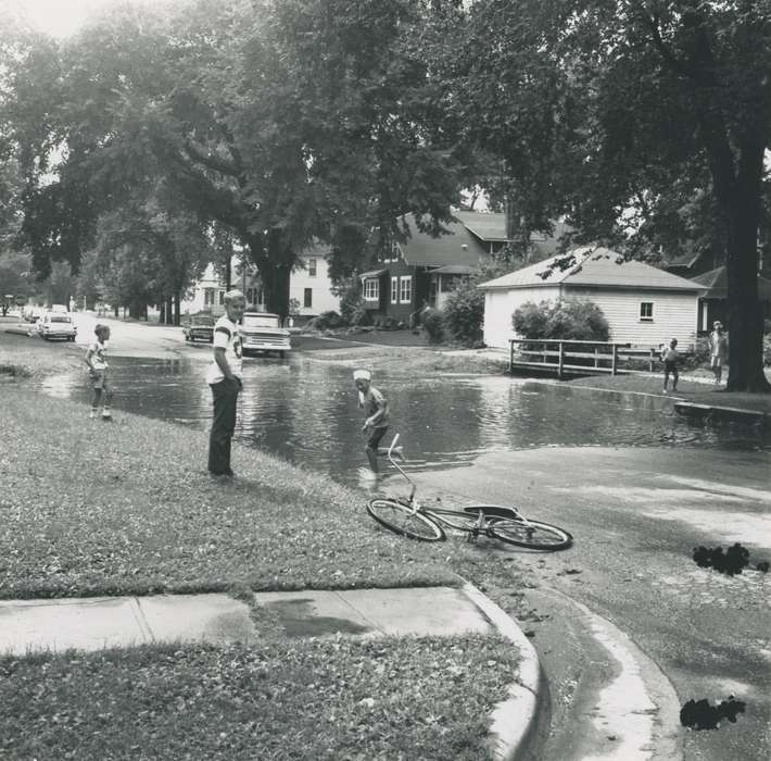 summer, Children, history of Iowa, bike, Waverly Public Library, Waverly, IA, Iowa, car, Motorized Vehicles, bicycle, building, Iowa History, Floods, flood aftermath, tree, truck