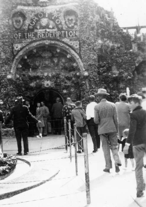 West Bend, IA, Hahn, Cindy, history of Iowa, Religious Structures, Iowa, Iowa History, grotto