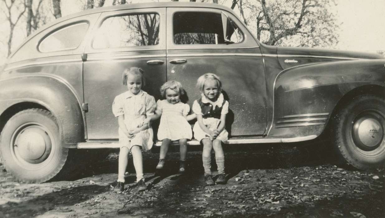 Portraits - Group, history of Iowa, Iowa History, automobile, children, Motorized Vehicles, Saathoff, Drucinda, Iowa, Children, Humboldt County, IA