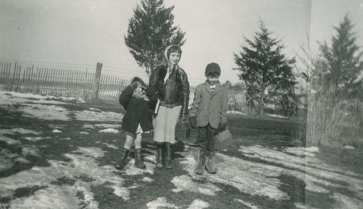 Portraits - Group, coats, Spechts Ferry, IA, Iowa History, history of Iowa, Iowa, lunch box, Schools and Education, Farms, snow, Children, Fredericks, Robert