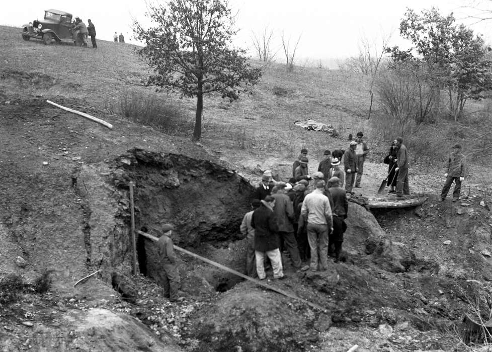 Iowa, mine, Eddyville, IA, Lemberger, LeAnn, eddyville mine disaster, history of Iowa, Motorized Vehicles, Iowa History, Labor and Occupations