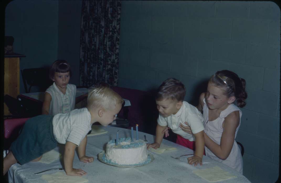 Iowa, Children, Coonradt, Dee, Homes, birthday cake, history of Iowa, Holidays, Waverly, IA, birthday, Iowa History