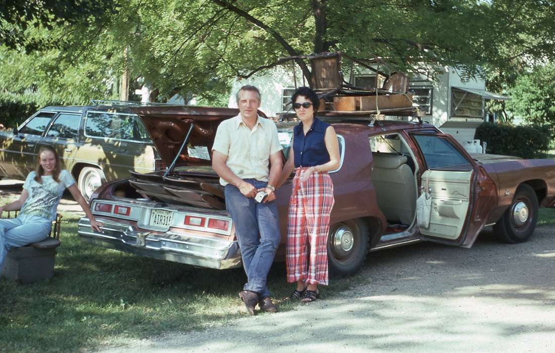 Portraits - Group, history of Iowa, Iowa History, IA, Motorized Vehicles, car, Iowa, Zischke, Ward