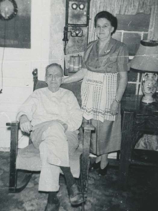 Portraits - Group, history of Iowa, Iowa History, IA, woman, couple, rocking chair, man, Spilman, Jessie Cudworth, Iowa, Homes, apron, lamp
