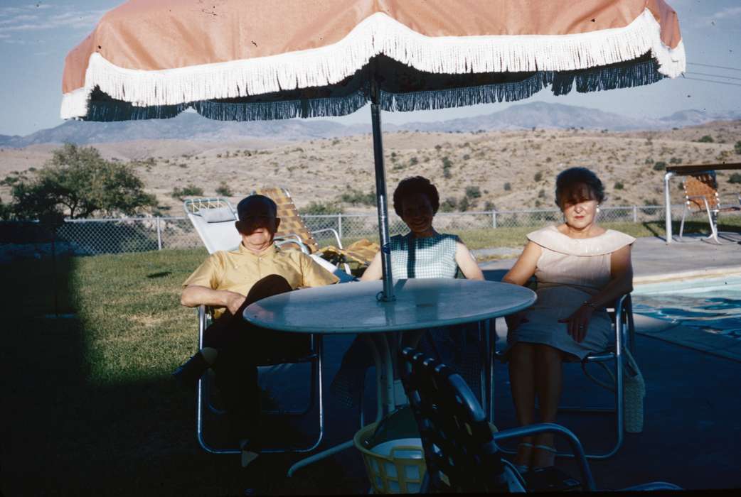 Portraits - Group, swimming pool, Travel, Iowa, lawn chair, Harken, Nichole, Iowa History, Leisure, Families, umbrella, yard, desert, history of Iowa, shadow