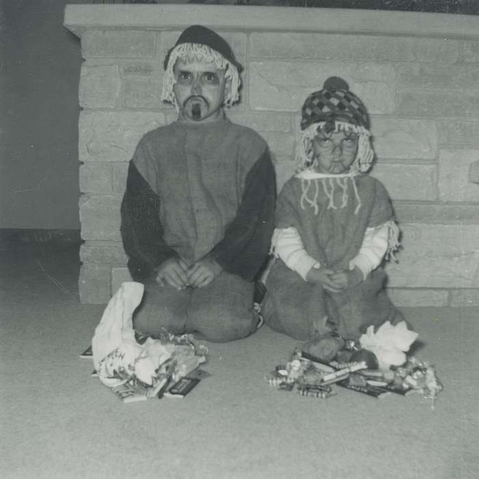 scarecrow, history of Iowa, Iowa History, Fink-Bowman, Janna, West Union, IA, candy, Iowa, Children