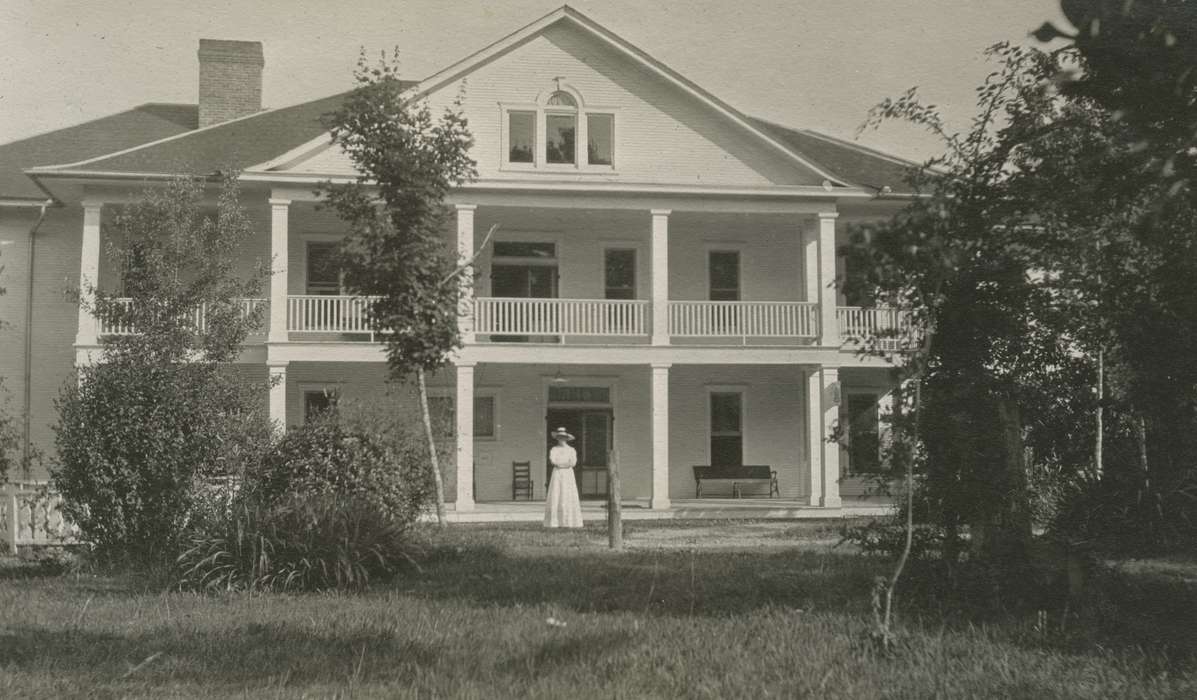 Travel, Eastbrook, TN, history of Iowa, Iowa, Iowa History, McMurray, Doug, hotel