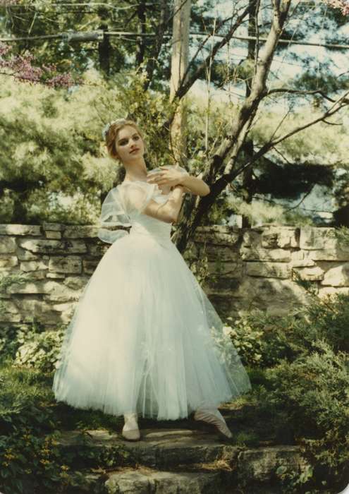 history of Iowa, Iowa History, Karns, Mike, dance, Ely, IA, Iowa, ballet, dress, ballerina, Portraits - Individual