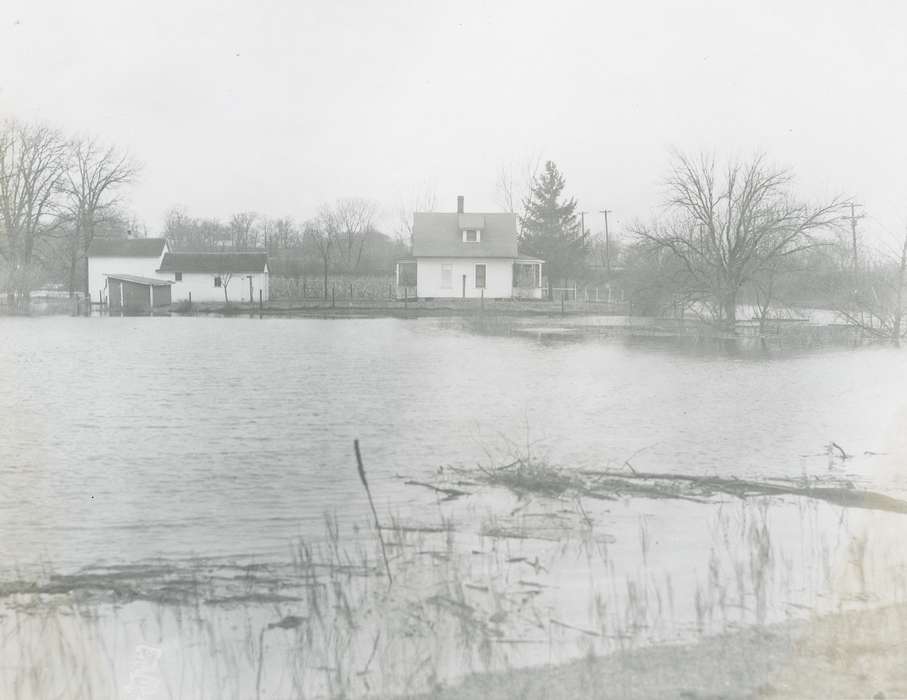 Floods, Homes, Iowa History, history of Iowa, Waverly, IA, Iowa, Cities and Towns, Landscapes, Waverly Public Library, storm damage