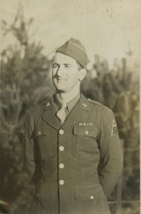 Military and Veterans, history of Iowa, uniform, Iowa History, Baker, Earline, army, Iowa, soldier, Portraits - Individual