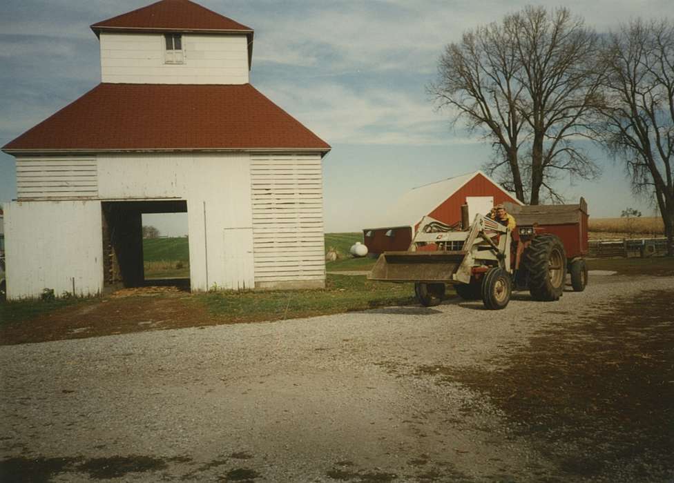 Farming Equipment, history of Iowa, Iowa History, IA, Motorized Vehicles, Barns, tractor, Iowa, Farms, Pfeiffer, Jean