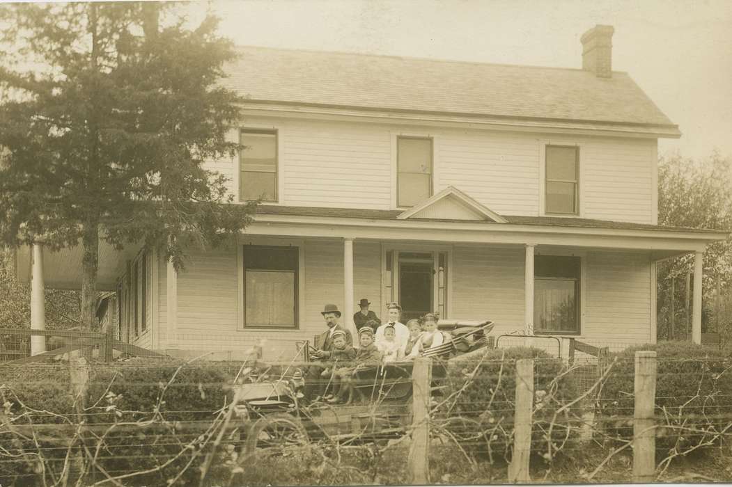 Portraits - Group, history of Iowa, Iowa History, Families, Motorized Vehicles, car, Dean, Shirley, Iowa, Homes, Grandview, IA, Farms